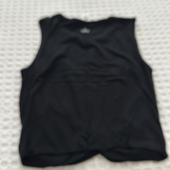 Alo Yoga cover tank. Size S - Picture 4 of 5